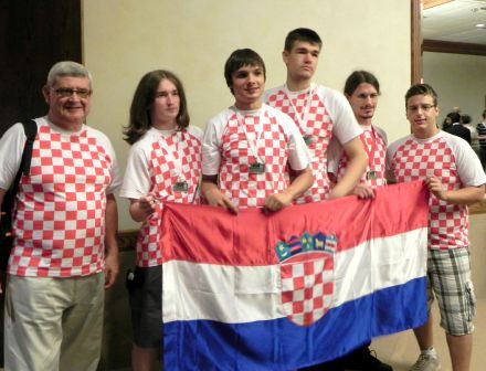 Hrvatski tim s medaljama 2010.