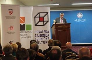 Prof. dr. sc. Ante Markotić, predsjednik HZTK-e na otvorenju 56. NMT-a u Primoštenu 2. travnja 2014.