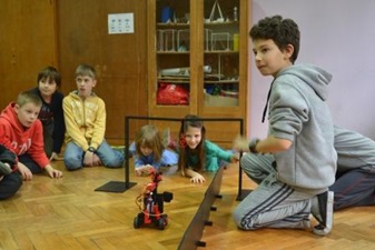 58 ekipa natjecalo se na Hrvatskoj ligi robotičara u Popovači