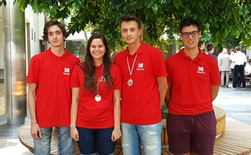 Srebrna i brončana medalja mladih hrvatskih informatičara na Srednjoeuropskoj olimpijadi 2018.