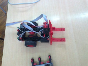 Radionica elementarne robotike za učitelje u NCTK od 25.-27. studenoga 2011.