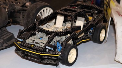 Na radionicama automodelarstva polaznici  se pripremili za vožnju s RC automobilom