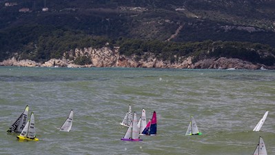 Održana Dubrovačka regata modela klase Dragon Force 65