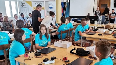Otvoren ljetni kamp robotike na Mosoru