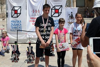 Robotička alka na Stradunu