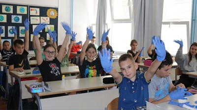 Održana Blue STEM konferencija u Centru za mlade Dubrovnik i 4 IRB Labos radionice u Osnovnoj školi Mokošica