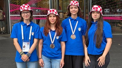 Dvije bronce za mlade hrvatske informatičarke