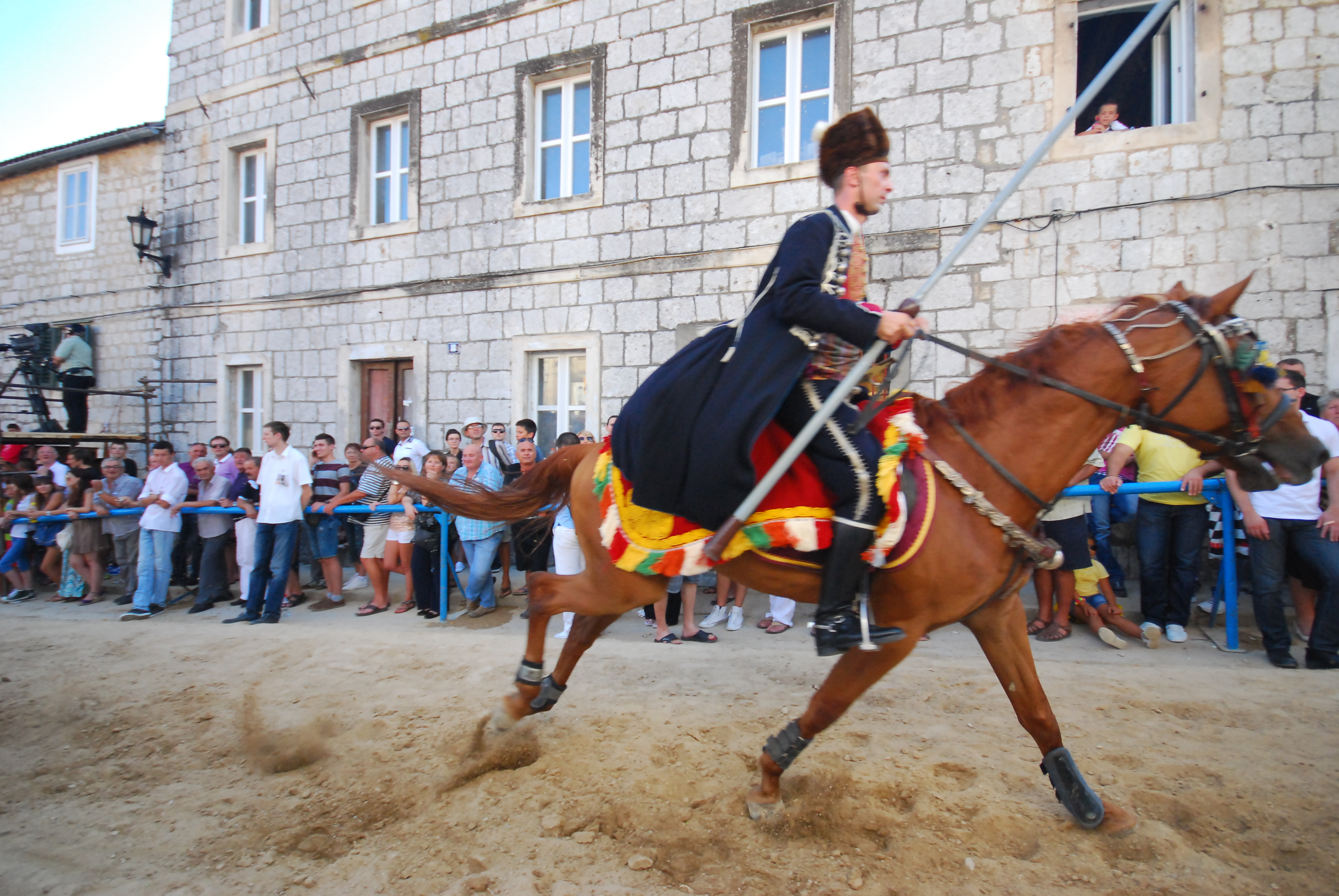 Fotoradionica za mlade "Cetinska krajina - Sinjska alka 2013."